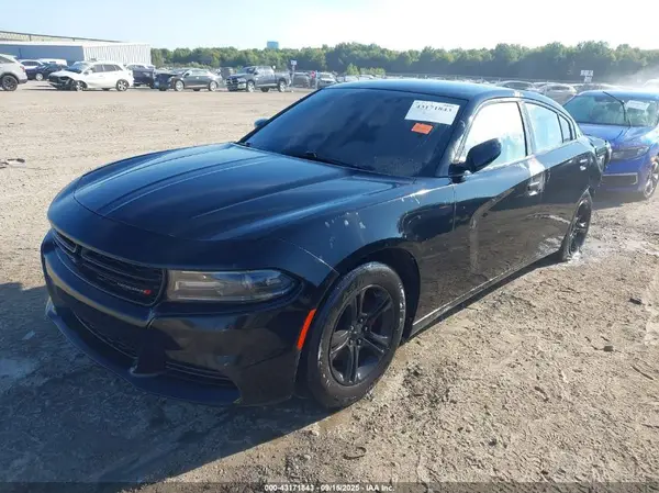 2C3CDXBG5KH712401 2019 DODGE CHARGER - Image 2