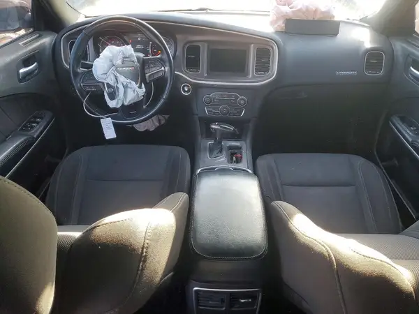 2C3CDXBG5KH717422 2019 DODGE CHARGER - Image 8