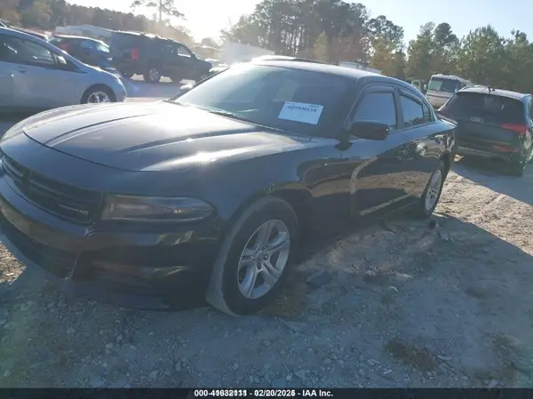2C3CDXBG5KH717579 2019 DODGE CHARGER - Image 2