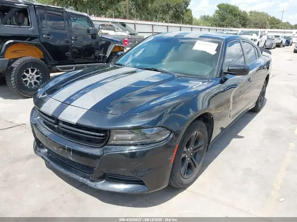 2C3CDXBG5KH743583 2019 DODGE CHARGER - Image 2