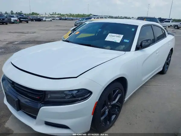 2C3CDXBG5KH748802 2019 DODGE CHARGER - Image 2
