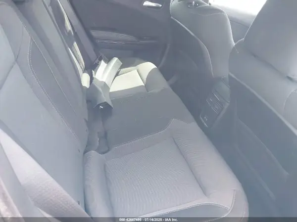 2C3CDXBG5KH748802 2019 DODGE CHARGER - Image 8