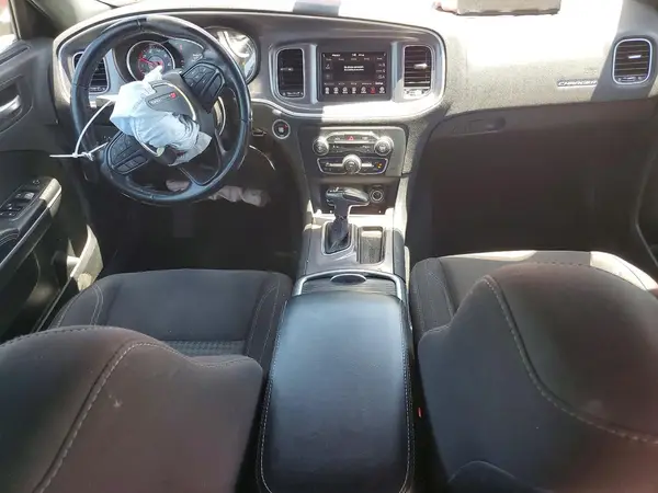 2C3CDXBG5KH754888 2019 DODGE CHARGER - Image 8