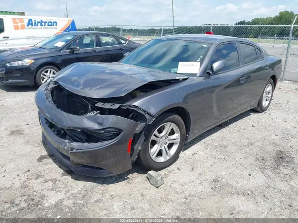 2C3CDXBG5LH111037 2020 DODGE CHARGER - Image 2