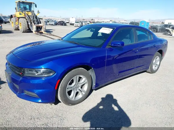 2C3CDXBG5LH165762 2020 DODGE CHARGER - Image 2