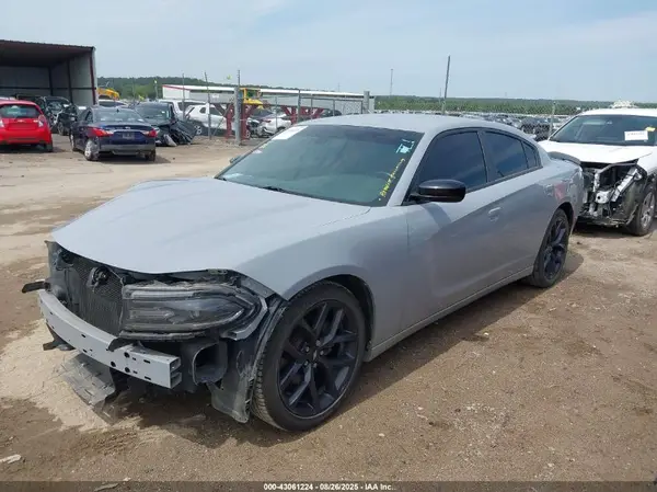 2C3CDXBG5LH229184 2020 DODGE CHARGER - Image 2