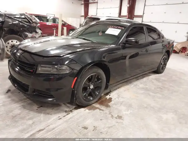 2C3CDXBG5LH240637 2020 DODGE CHARGER - Image 2