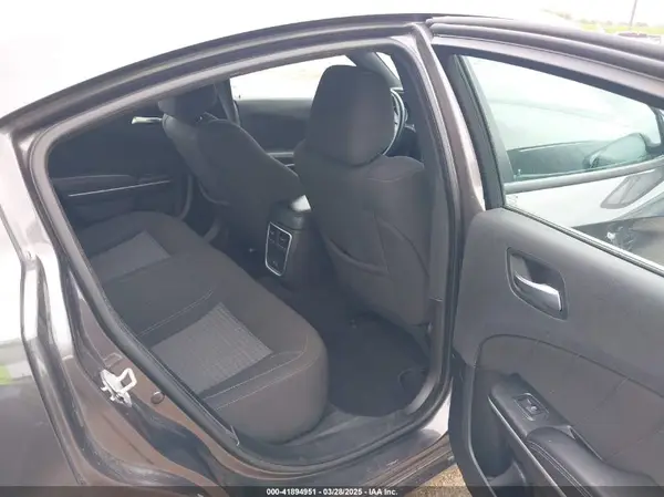 2C3CDXBG5PH530768 2023 DODGE CHARGER - Image 8