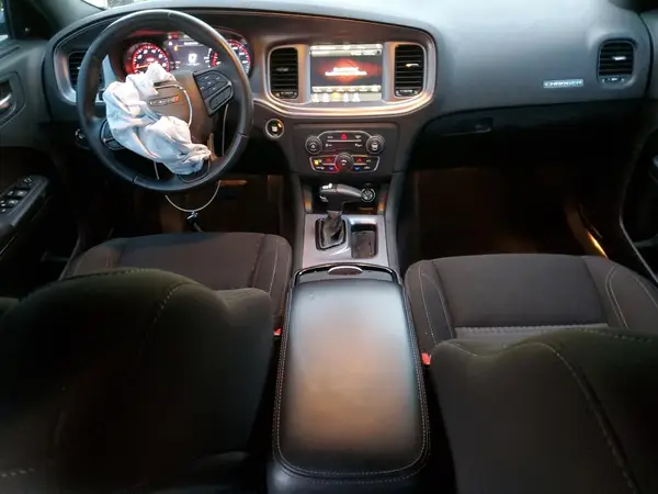 2C3CDXBG5PH555086 2023 DODGE CHARGER - Image 8