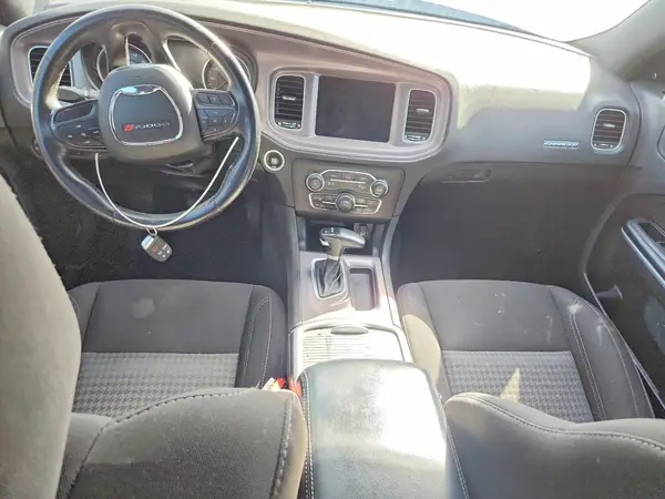 2C3CDXBG5PH587794 2023 DODGE CHARGER - Image 8