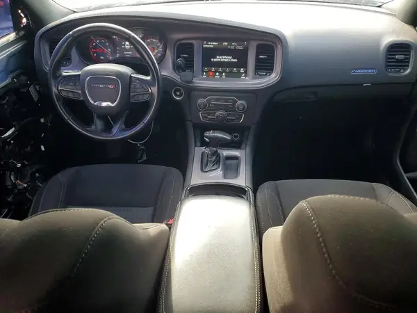 2C3CDXBG5PH588511 2023 DODGE CHARGER - Image 8