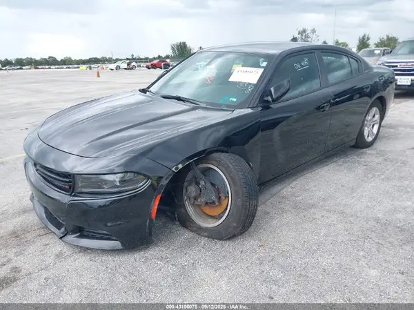 2C3CDXBG5PH638615 2023 DODGE CHARGER - Image 2