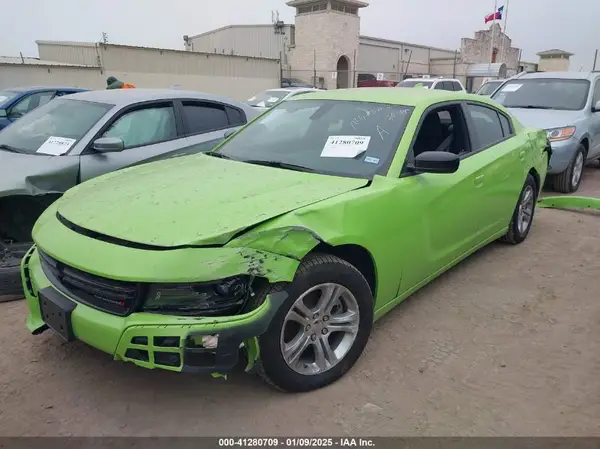 2C3CDXBG5PH698328 2023 DODGE CHARGER - Image 2