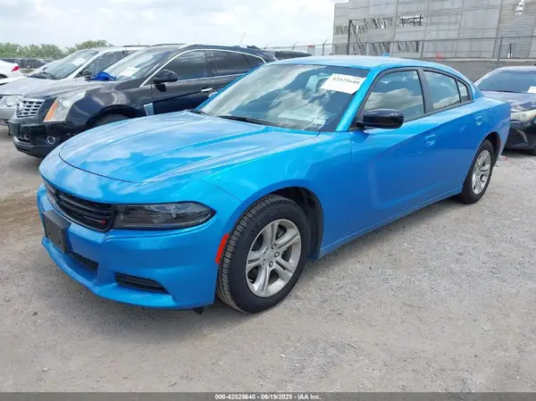 2C3CDXBG5PH702913 2023 DODGE CHARGER - Image 2