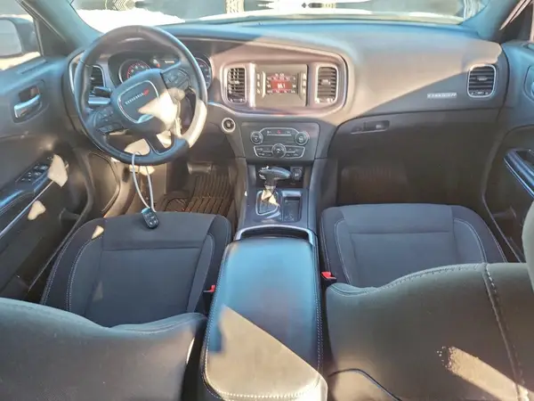 2C3CDXBG6GH180051 2016 DODGE CHARGER - Image 8