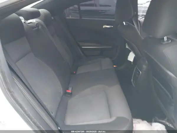 2C3CDXBG6GH210763 2016 DODGE CHARGER - Image 8