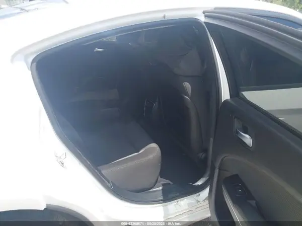 2C3CDXBG6GH257596 2016 DODGE CHARGER - Image 8