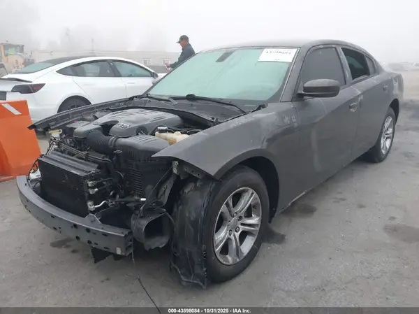 2C3CDXBG6HH504598 2017 DODGE CHARGER - Image 2