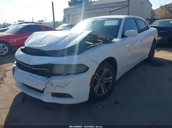 2C3CDXBG6HH541084 2017 DODGE CHARGER - Image 2