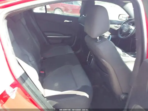 2C3CDXBG6JH169946 2018 DODGE CHARGER - Image 8