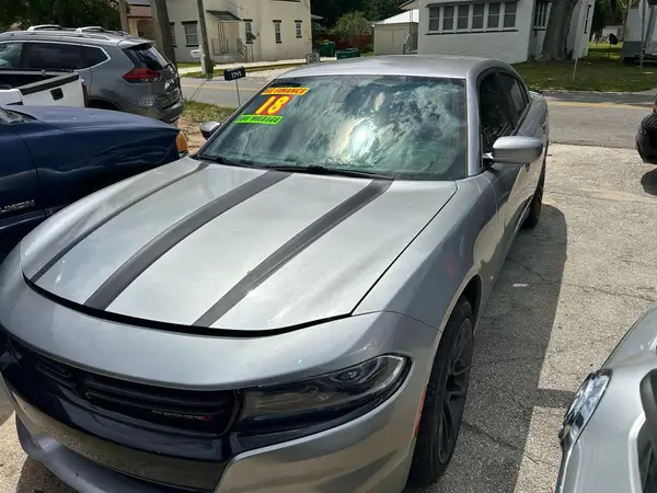 2C3CDXBG6JH173687 2018 DODGE CHARGER - Image 2