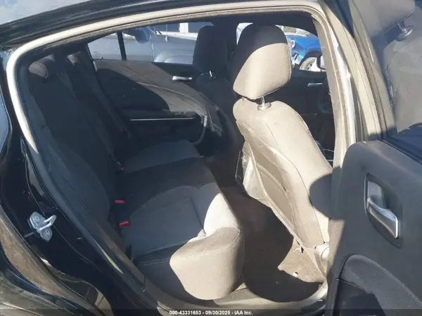 2C3CDXBG6JH173964 2018 DODGE CHARGER - Image 8