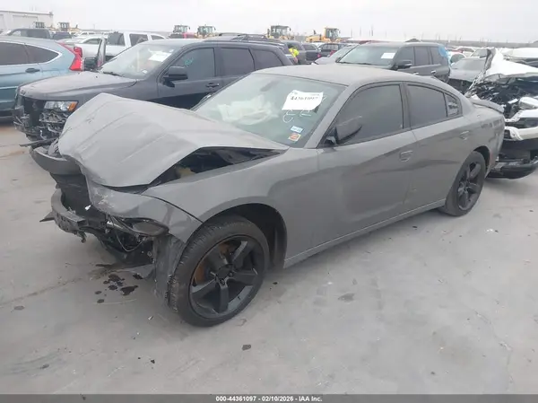 2C3CDXBG6JH202962 2018 DODGE CHARGER - Image 2