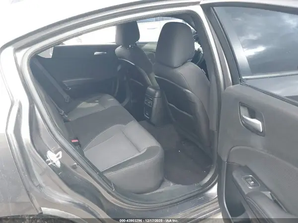 2C3CDXBG6JH210009 2018 DODGE CHARGER - Image 8