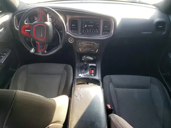 2C3CDXBG6JH218126 2018 DODGE CHARGER - Image 8
