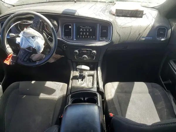 2C3CDXBG6JH281159 2018 DODGE CHARGER - Image 8
