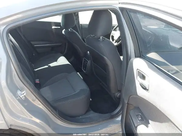 2C3CDXBG6JH328612 2018 DODGE CHARGER - Image 8