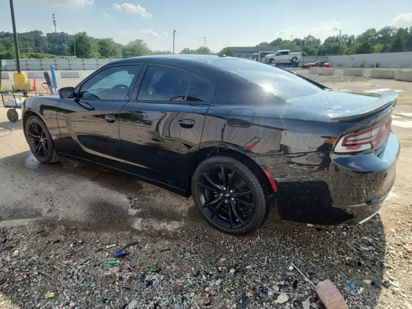 2C3CDXBG6JH329291 2018 DODGE CHARGER - Image 2