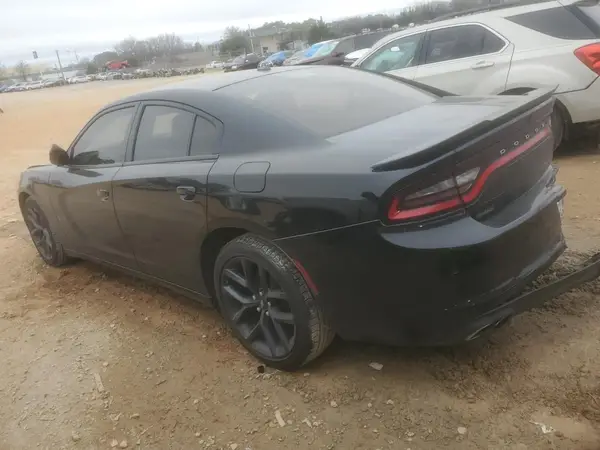 2C3CDXBG6KH572049 2019 DODGE CHARGER - Image 2