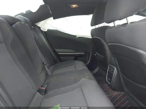 2C3CDXBG6KH636588 2019 DODGE CHARGER - Image 8