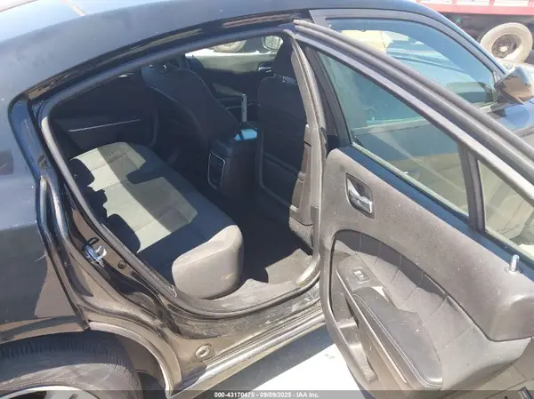 2C3CDXBG6KH650166 2019 DODGE CHARGER - Image 8