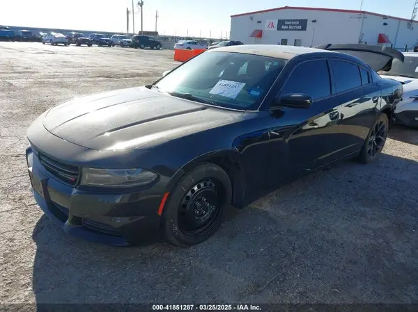 2C3CDXBG6KH670711 2019 DODGE CHARGER - Image 2