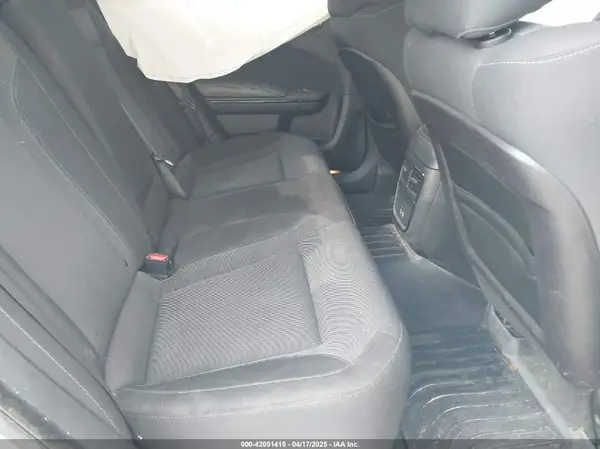 2C3CDXBG6KH670806 2019 DODGE CHARGER - Image 8