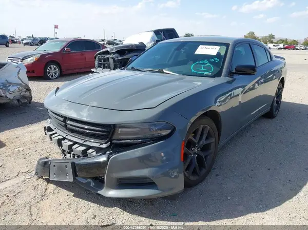 2C3CDXBG6KH672913 2019 DODGE CHARGER - Image 2