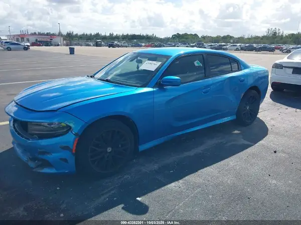 2C3CDXBG6KH678517 2019 DODGE CHARGER - Image 2
