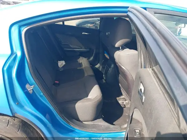 2C3CDXBG6KH678517 2019 DODGE CHARGER - Image 8