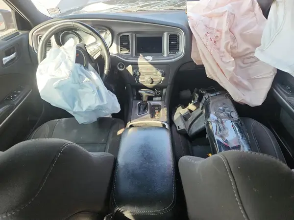 2C3CDXBG6KH699352 2019 DODGE CHARGER - Image 8