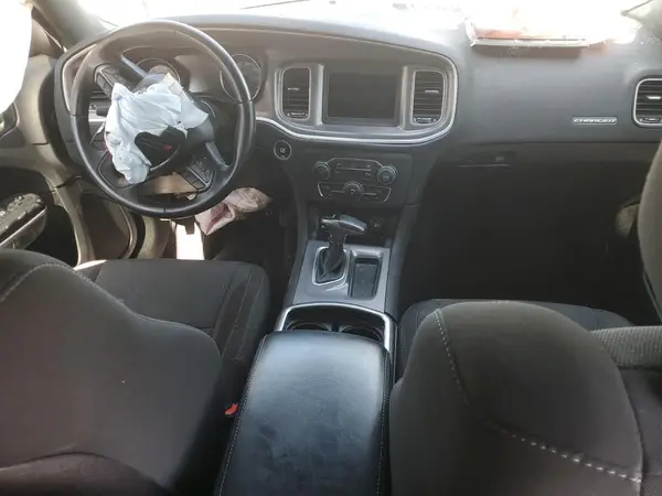 2C3CDXBG6KH704730 2019 DODGE CHARGER - Image 8