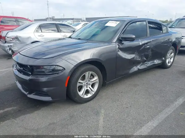 2C3CDXBG6KH711306 2019 DODGE CHARGER - Image 2