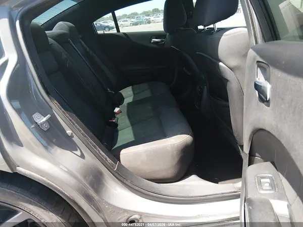 2C3CDXBG6KH713640 2019 DODGE CHARGER - Image 8