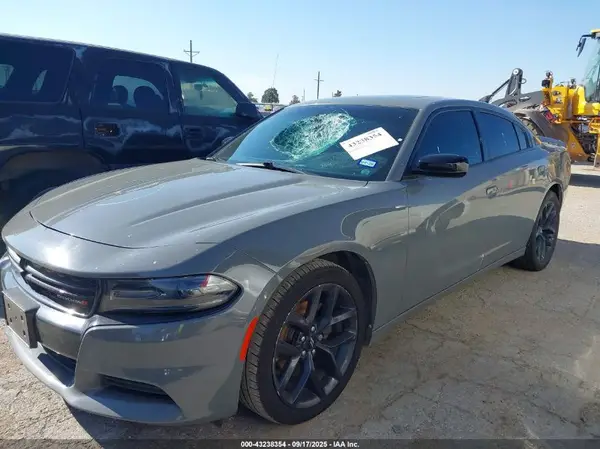 2C3CDXBG6KH715243 2019 DODGE CHARGER - Image 2