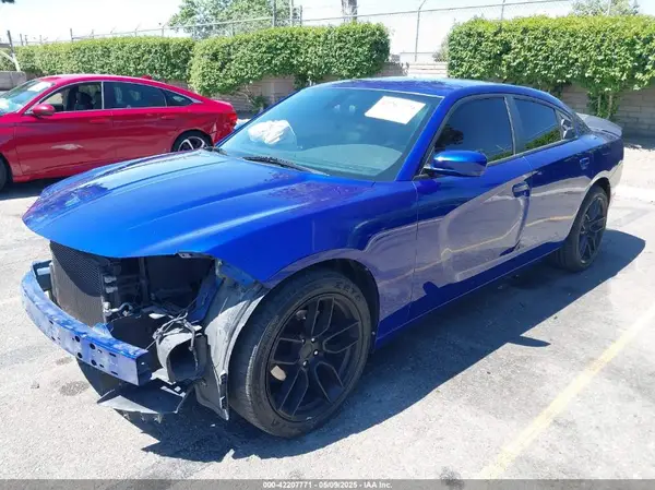 2C3CDXBG6KH729739 2019 DODGE CHARGER - Image 2