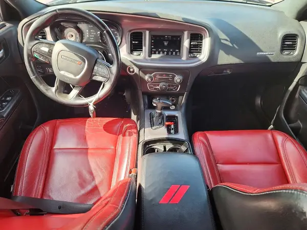 2C3CDXBG6KH732673 2019 DODGE CHARGER - Image 8