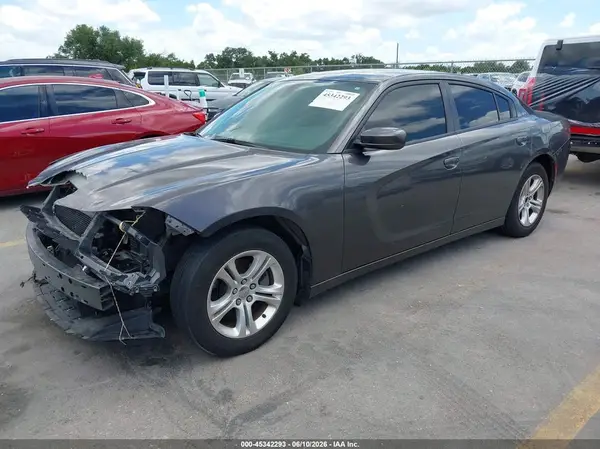 2C3CDXBG6KH741972 2019 DODGE CHARGER - Image 2
