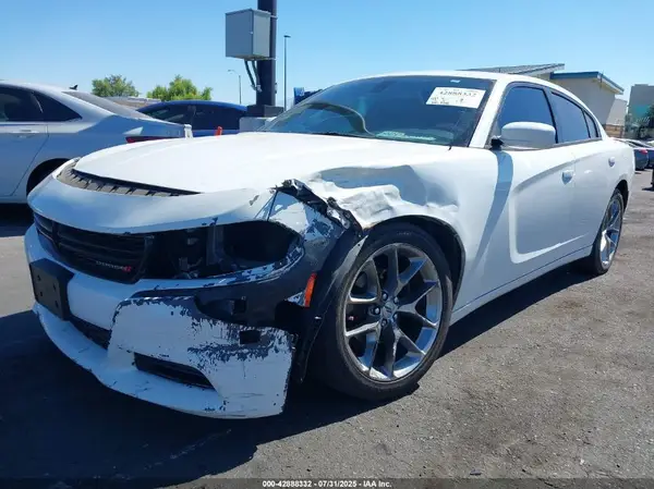 2C3CDXBG6LH114724 2020 DODGE CHARGER - Image 2