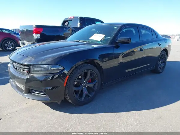 2C3CDXBG6LH237827 2020 DODGE CHARGER - Image 2